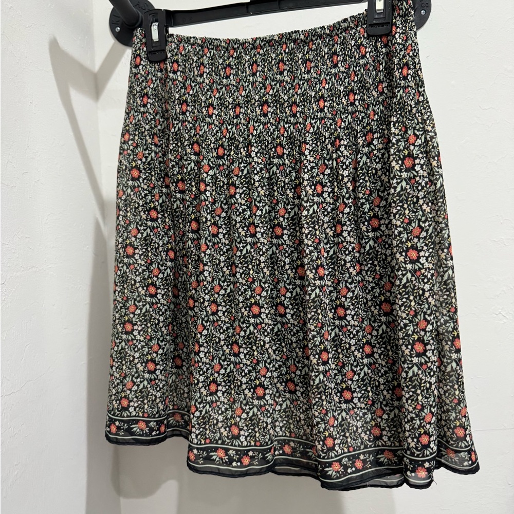 Max Studio women’s black floral gathered lined Skirt